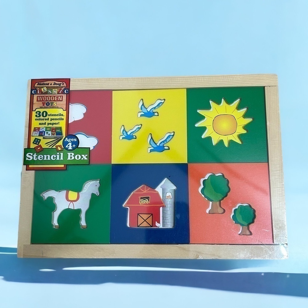 Vintage Melissa & Doug Wooden Toys Stencil Box NEW Colored Pencils Paper